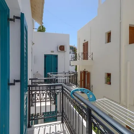 Cozy 1 Naxos Apartman *